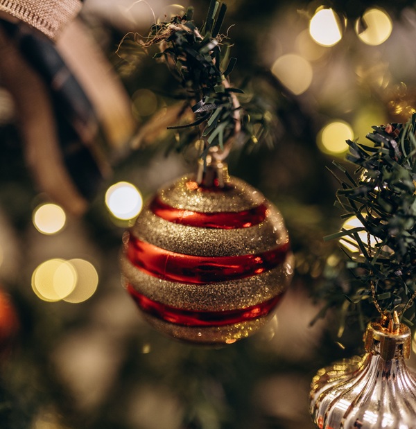 DECEMBER MARKETING PLANS FOR HAIR SALONS DECEMBER MARKETING PLANS FOR HAIR SALONS