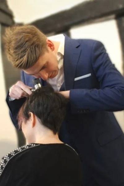 Salon Guru case study hair loss clinics Salon Guru case study hair loss clinics
